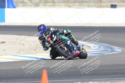 media/Sep-20-2025-TrackDaz (Sat) [[27f0cde673]]/A Group/12pm (Turn 1)/